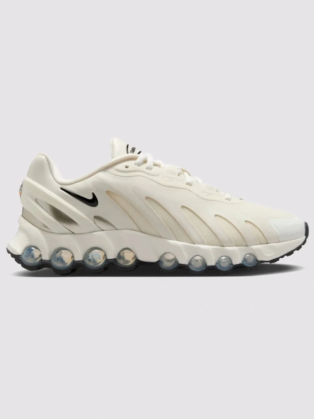 NIKE AIR MAX DN8